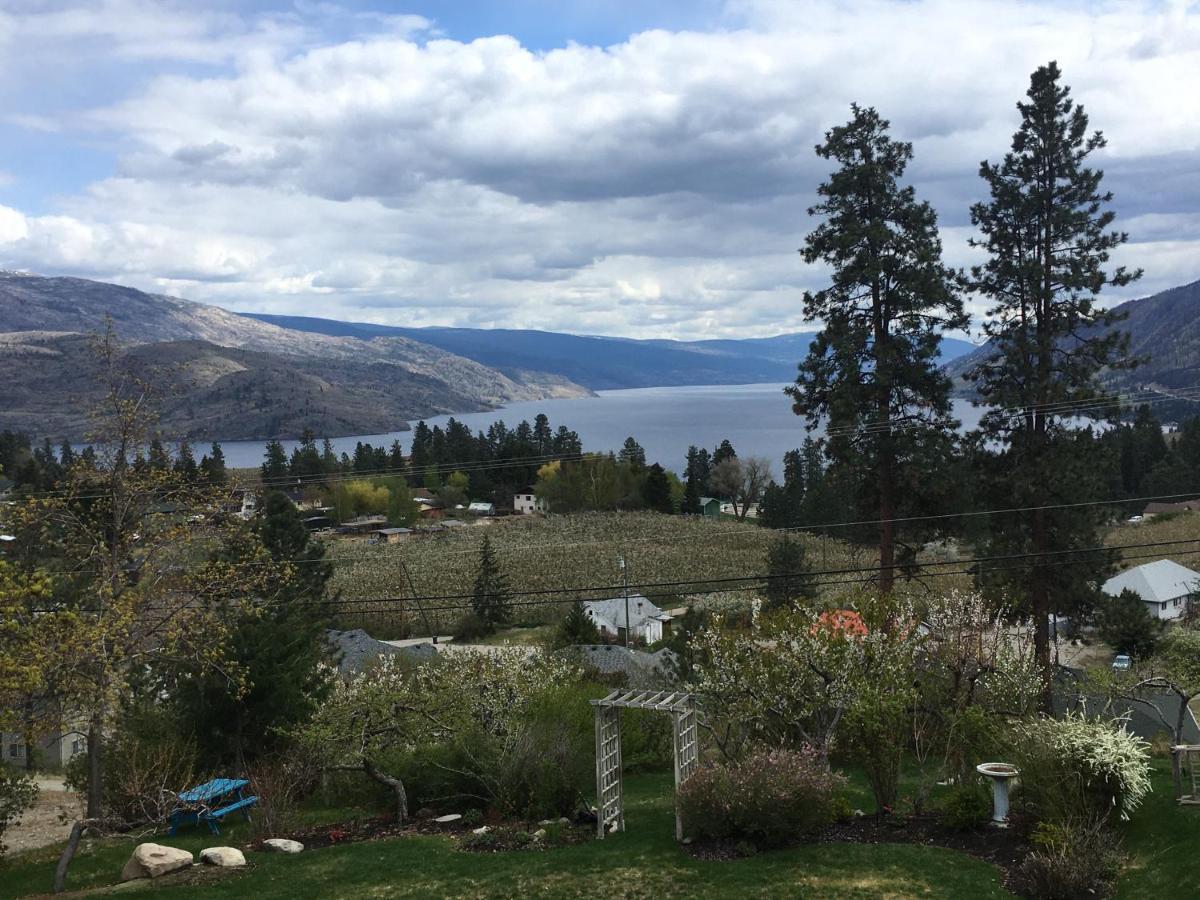 Lakeview Gardens B&B Peachland Exteriér fotografie